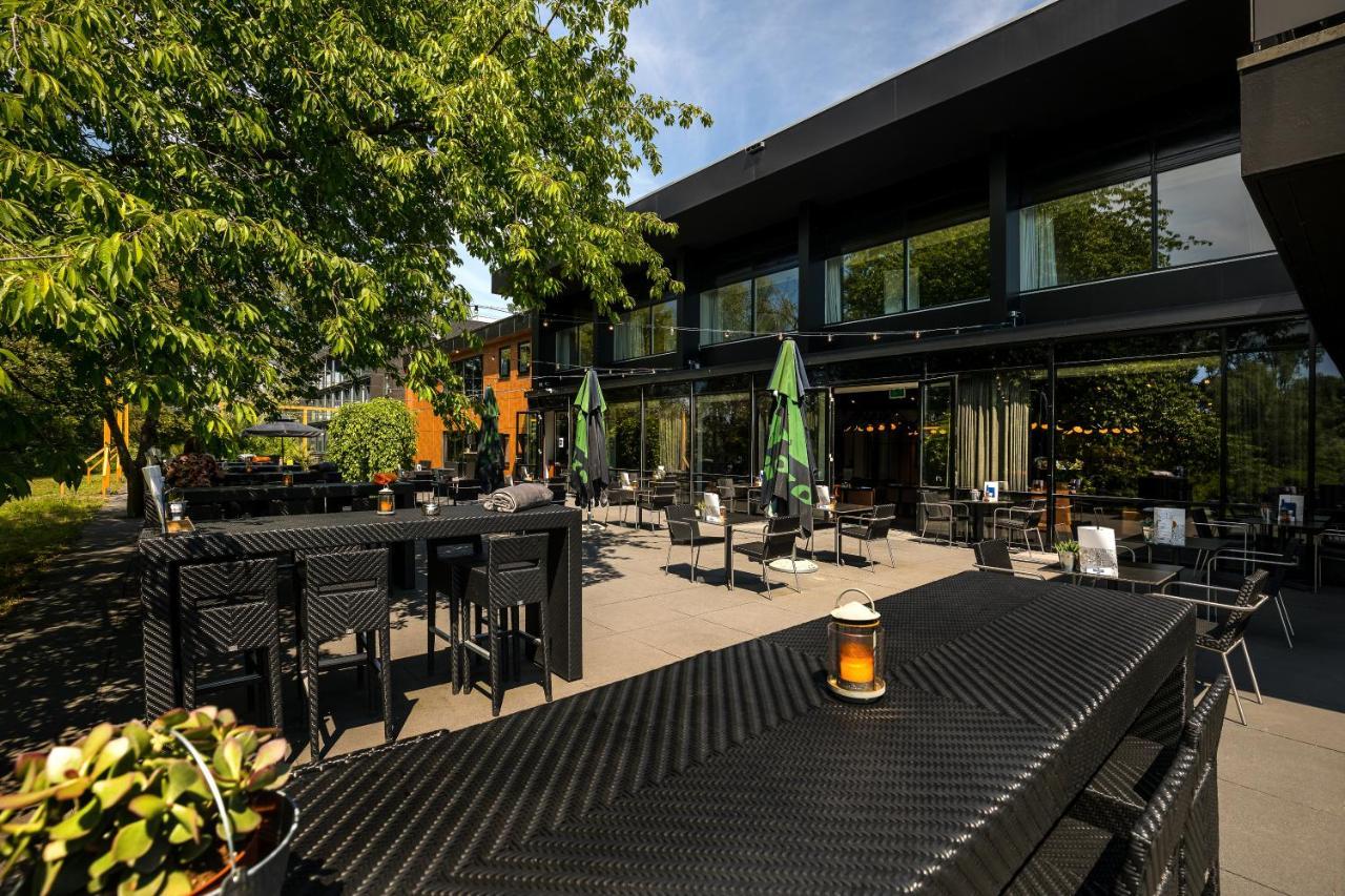 Postillion Hotel Девентер Экстерьер фото
