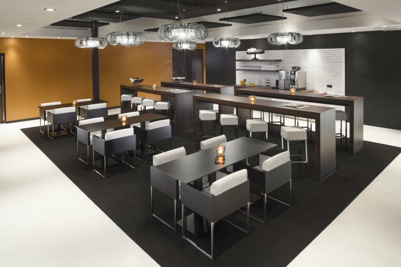 Postillion Hotel Девентер Экстерьер фото